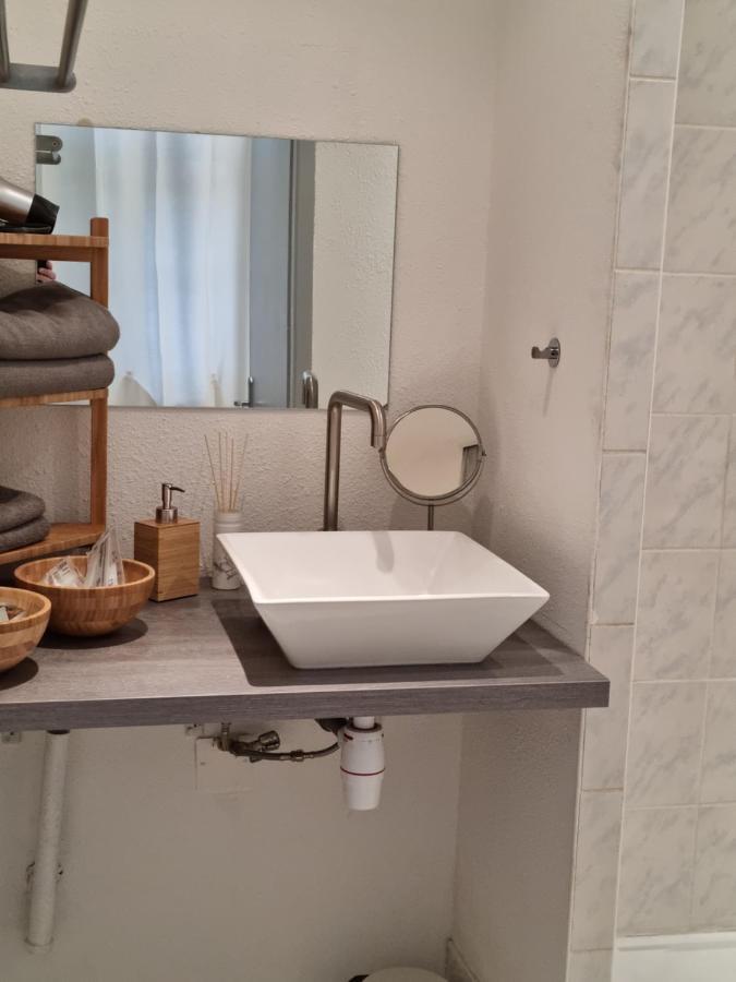 Kleines Appartement Im Zentrum Dole Eksteriør billede
